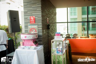 Bright & Bold Splash Pool Party at Aloft Bangkok — photo 49