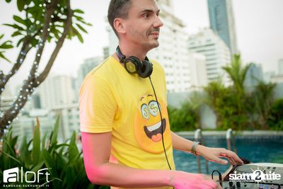 Bright & Bold Splash Pool Party at Aloft Bangkok — photo 71