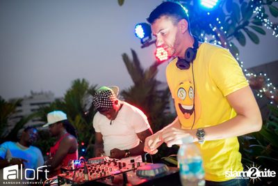 Bright & Bold Splash Pool Party at Aloft Bangkok — photo 102