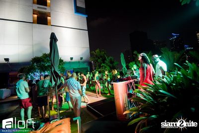 Bright & Bold Splash Pool Party at Aloft Bangkok — photo 121