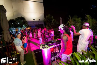 Bright & Bold Splash Pool Party at Aloft Bangkok — photo 122