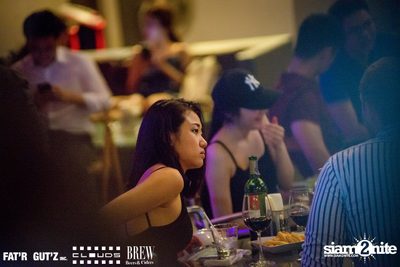 Seenspace Invasion ที่ร้าน Clouds, Fat'R Gut'z และ BREW Beers & Ciders — photo 7