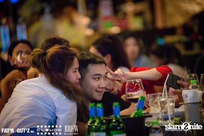 Seenspace Invasion ที่ร้าน Clouds, Fat'R Gut'z และ BREW Beers & Ciders — photo 8