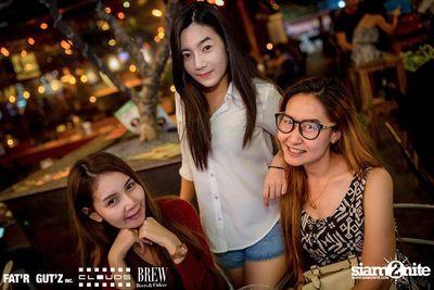 Seenspace Invasion ที่ร้าน Clouds, Fat'R Gut'z และ BREW Beers & Ciders — photo 11