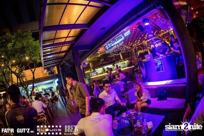 Seenspace Invasion ที่ร้าน Clouds, Fat'R Gut'z และ BREW Beers & Ciders — photo 32