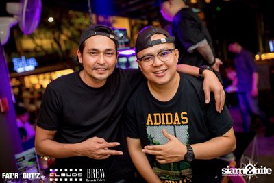 Seenspace Invasion ที่ร้าน Clouds, Fat'R Gut'z และ BREW Beers & Ciders — photo 43