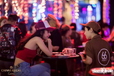 #ChivasX Party กับ Joey Boy และ Nung ETC ที่ ซิกซ์ตี้ซิกซ์ สเตชั่น — photo 75