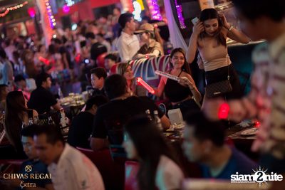 #ChivasX Party กับ Joey Boy และ Nung ETC ที่ ซิกซ์ตี้ซิกซ์ สเตชั่น — photo 162