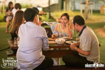 The Begins & Knot Varut ที่ ฮอบส์, คณาพญา — photo 21