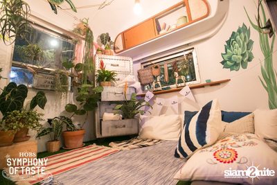 The Begins & Knot Varut ที่ ฮอบส์, คณาพญา — photo 33