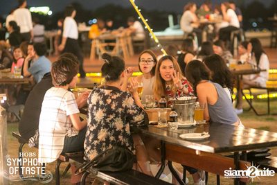 The Begins & Knot Varut ที่ ฮอบส์, คณาพญา — photo 43