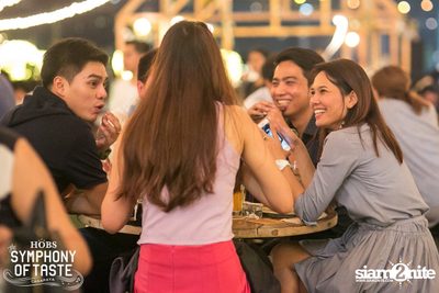 The Begins & Knot Varut ที่ ฮอบส์, คณาพญา — photo 47