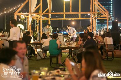The Begins & Knot Varut ที่ ฮอบส์, คณาพญา — photo 118