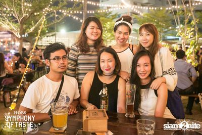 The Begins & Knot Varut ที่ ฮอบส์, คณาพญา — photo 121