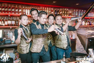Friday Night at CHi - upscale dining and entertainment — photo 15