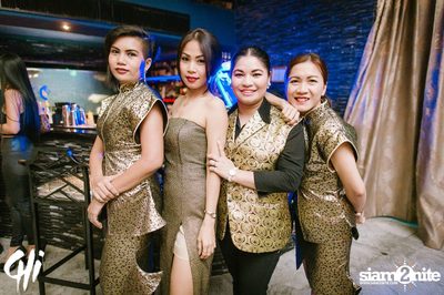 Friday Night at CHi - upscale dining and entertainment — photo 49