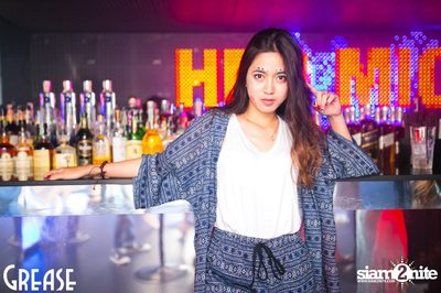 Friday Night at Grease Bangkok, Sukhumvit Soi 49 — photo 57