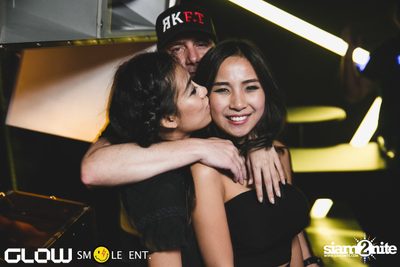 Glow & Smile นำเสนอ Reichelt และ Raycoux Live — photo 18