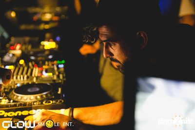 Glow & Smile นำเสนอ Reichelt และ Raycoux Live — photo 23