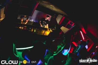 Glow & Smile นำเสนอ Reichelt และ Raycoux Live — photo 29