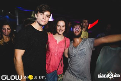 Glow & Smile นำเสนอ Reichelt และ Raycoux Live — photo 47