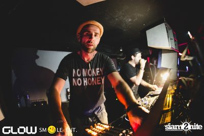 Glow & Smile นำเสนอ Reichelt และ Raycoux Live — photo 57