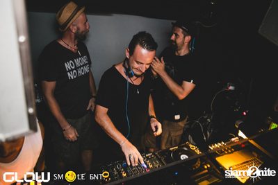 Glow & Smile นำเสนอ Reichelt และ Raycoux Live — photo 62