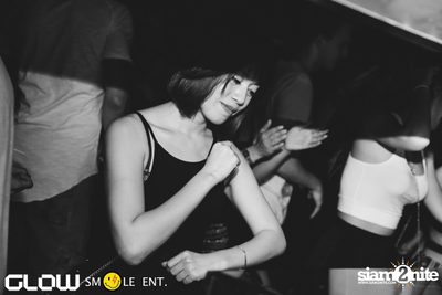 Glow & Smile นำเสนอ Reichelt และ Raycoux Live — photo 72