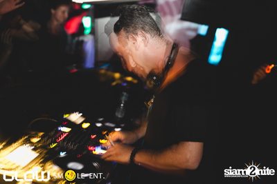 Glow & Smile นำเสนอ Reichelt และ Raycoux Live — photo 73