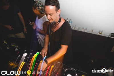 Glow & Smile นำเสนอ Reichelt และ Raycoux Live — photo 80