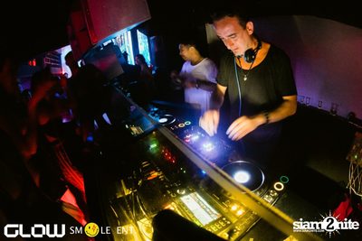 Glow & Smile นำเสนอ Reichelt และ Raycoux Live — photo 89
