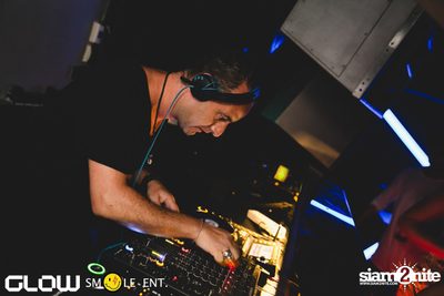 Glow & Smile นำเสนอ Reichelt และ Raycoux Live — photo 97