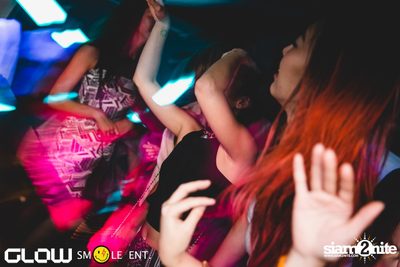 Glow & Smile นำเสนอ Reichelt และ Raycoux Live — photo 100