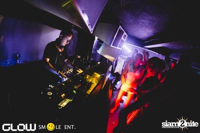 Glow & Smile นำเสนอ Reichelt และ Raycoux Live — photo 102