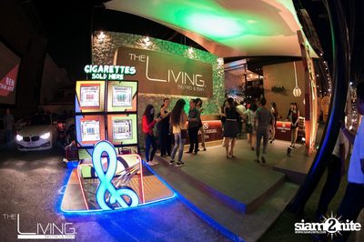 The Living Bistro & Bar pres. Singto Numchok & Two Popetorn — photo 1