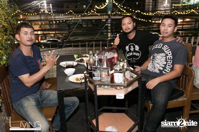 The Living Bistro & Bar pres. Singto Numchok & Two Popetorn — photo 22