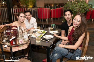 The Living Bistro & Bar pres. Singto Numchok & Two Popetorn — photo 23