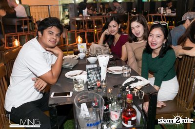 The Living Bistro & Bar pres. Singto Numchok & Two Popetorn — photo 25