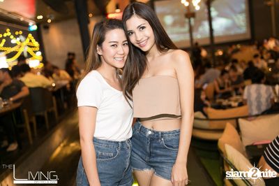 The Living Bistro & Bar pres. Singto Numchok & Two Popetorn — photo 39