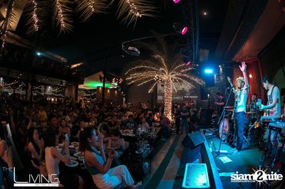 The Living Bistro & Bar pres. Singto Numchok & Two Popetorn — photo 41