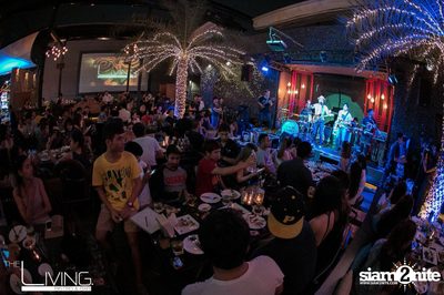 The Living Bistro & Bar pres. Singto Numchok & Two Popetorn — photo 45