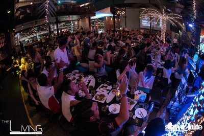 The Living Bistro & Bar pres. Singto Numchok & Two Popetorn — photo 53