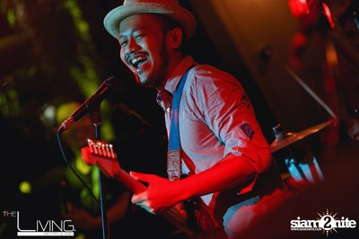 The Living Bistro & Bar pres. Singto Numchok & Two Popetorn — photo 61