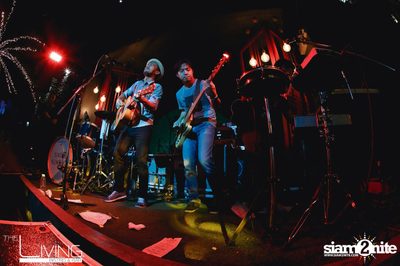 The Living Bistro & Bar pres. Singto Numchok & Two Popetorn — photo 84