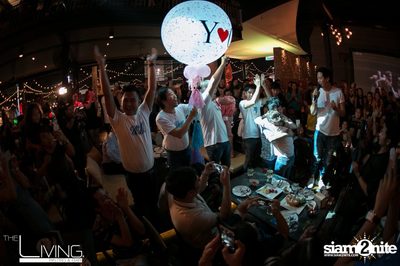 The Living Bistro & Bar pres. Singto Numchok & Two Popetorn — photo 115