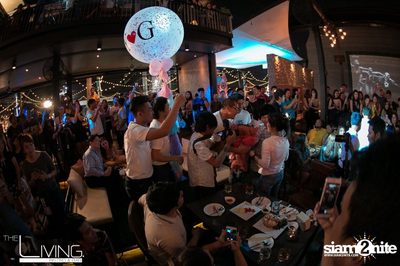 The Living Bistro & Bar pres. Singto Numchok & Two Popetorn — photo 116