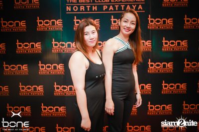Cocktail Live Concert ที่ โบน คลับ, พัทยาเหนือ — photo 25