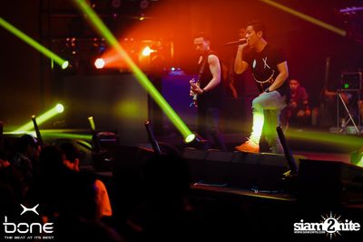 Cocktail Live Concert ที่ โบน คลับ, พัทยาเหนือ — photo 75