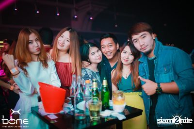 Cocktail Live Concert ที่ โบน คลับ, พัทยาเหนือ — photo 101