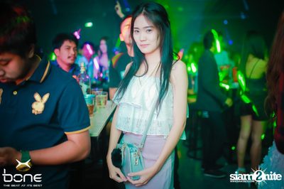 Cocktail Live Concert ที่ โบน คลับ, พัทยาเหนือ — photo 103